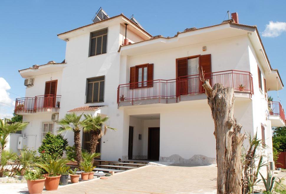 Residence Jano San Vitaliano Exterior photo